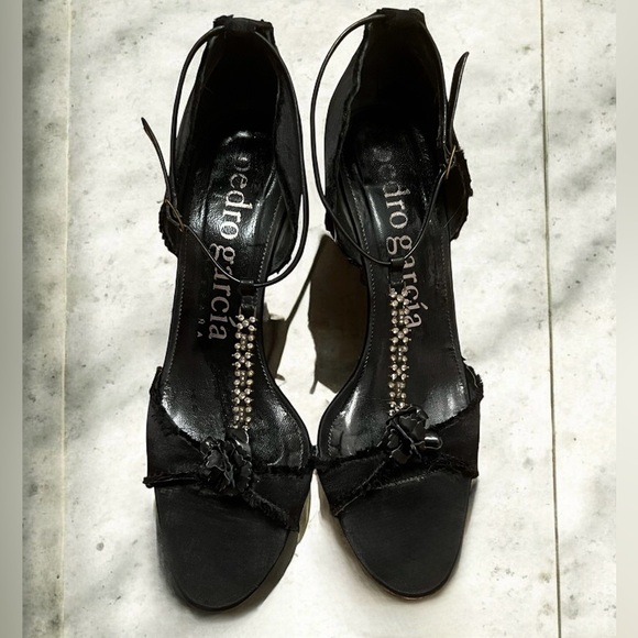 PEDRO GARCIA BLACK SATIN PEEP TOE CRYSTAL RHINESTONE Ankle strap HEELS sz 10 - Picture 1 of 6